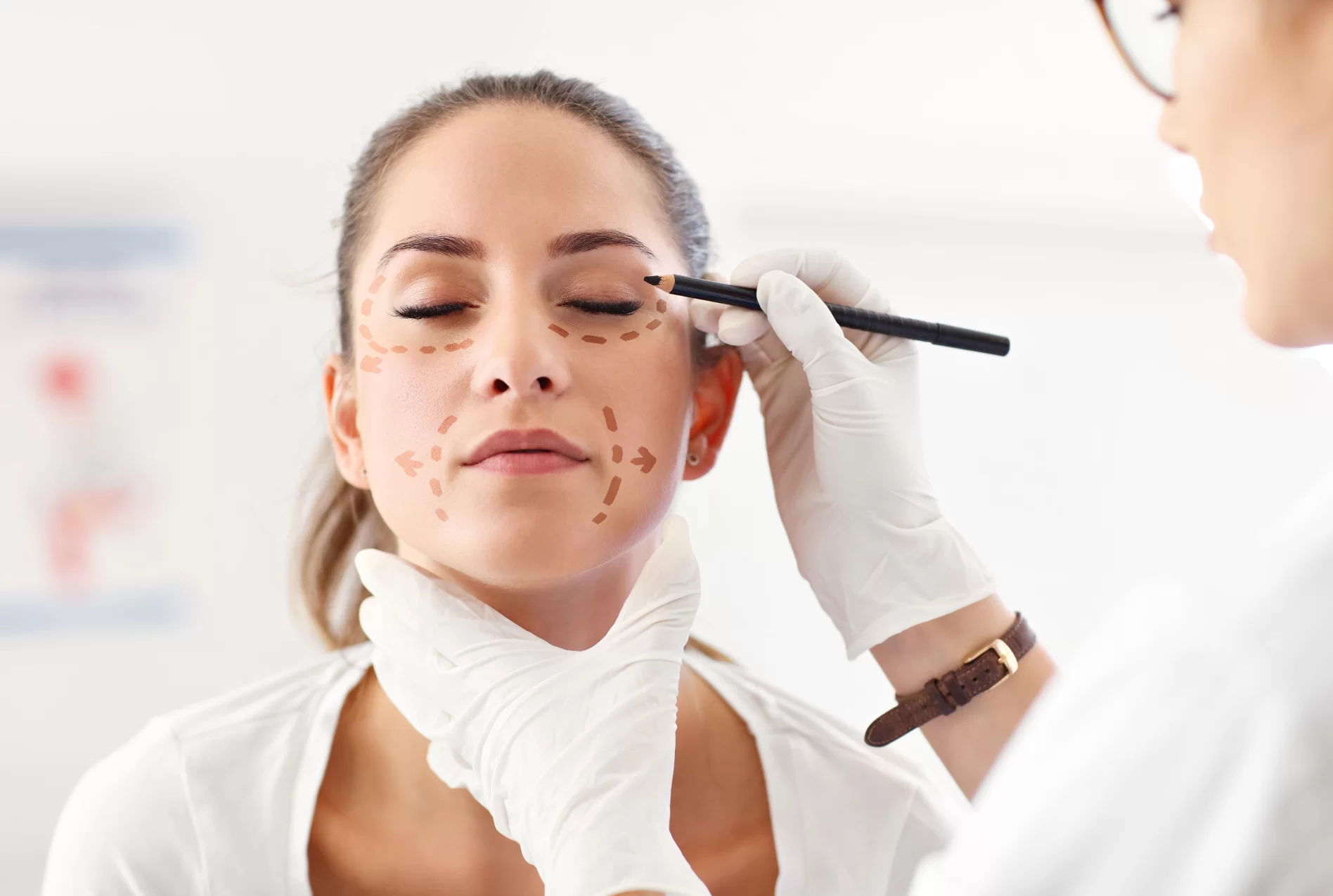 Plastic Surgery resmi